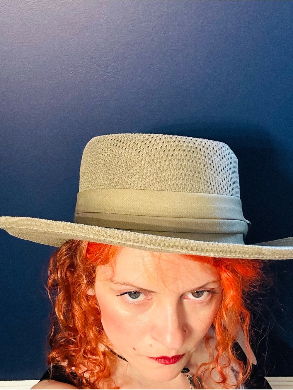 THE ARCHEOLOGIST Vintage 1980s Sage Grey/Green Breathable Poly Mesh Straw Hat